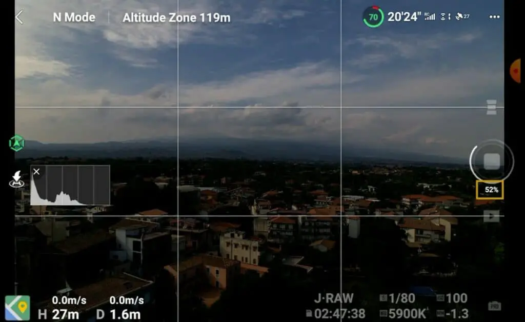 When taking  Panorama with the DJI Mini 3 Pro, an indicator below the shutter shows the progress in percentage