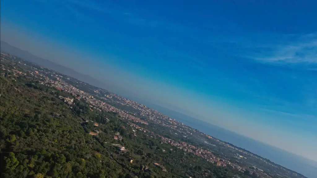 DJI Mini 4 Pro: unusual photo taken in FPV mode