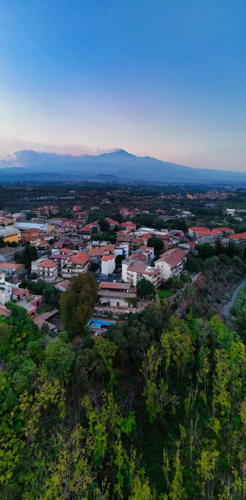 DJI Mini 4 Pro: Vertical panorama of Mount Etna