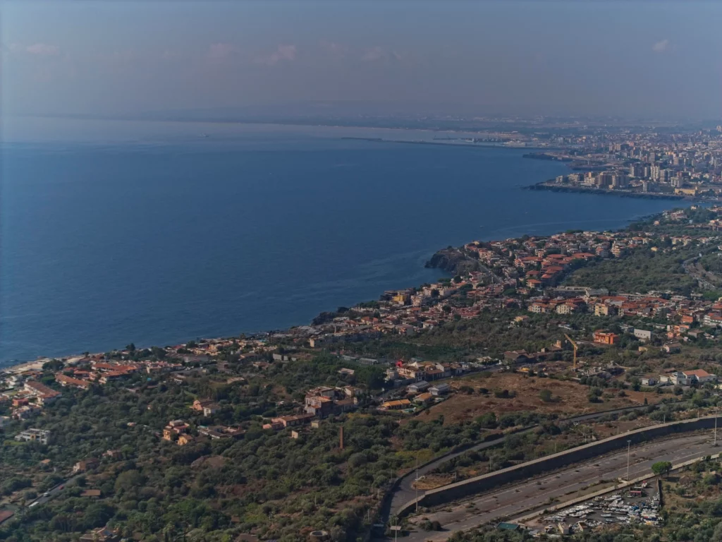 DJI Air 3 telephoto lens: Catania in Sicily