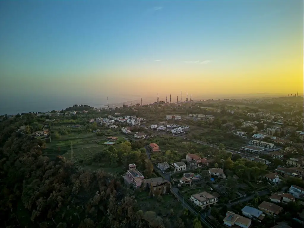 DJI Mini 4 Pro: Images merged to HDR of the East coast of Sicily at sunset