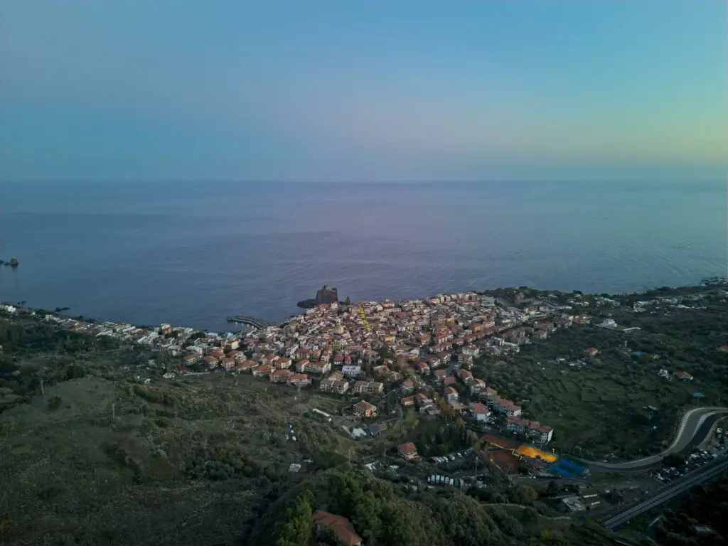 Aci Castello in Sicily after sunset. Photo taken in 12 MP with a Mini 4 Pro by Vicvideopic